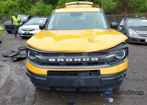 2022 Ford Bronco Sport Big Bend z USA, uszkodzony, nr VIN 3FMCR9B65NRD64930